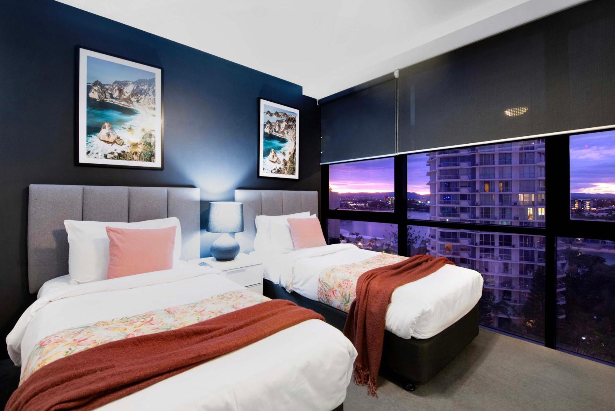 Circle On Cavill - Self Contained & Privately Managed Apartments - Wow Stay Gold Coast Exteriér fotografie