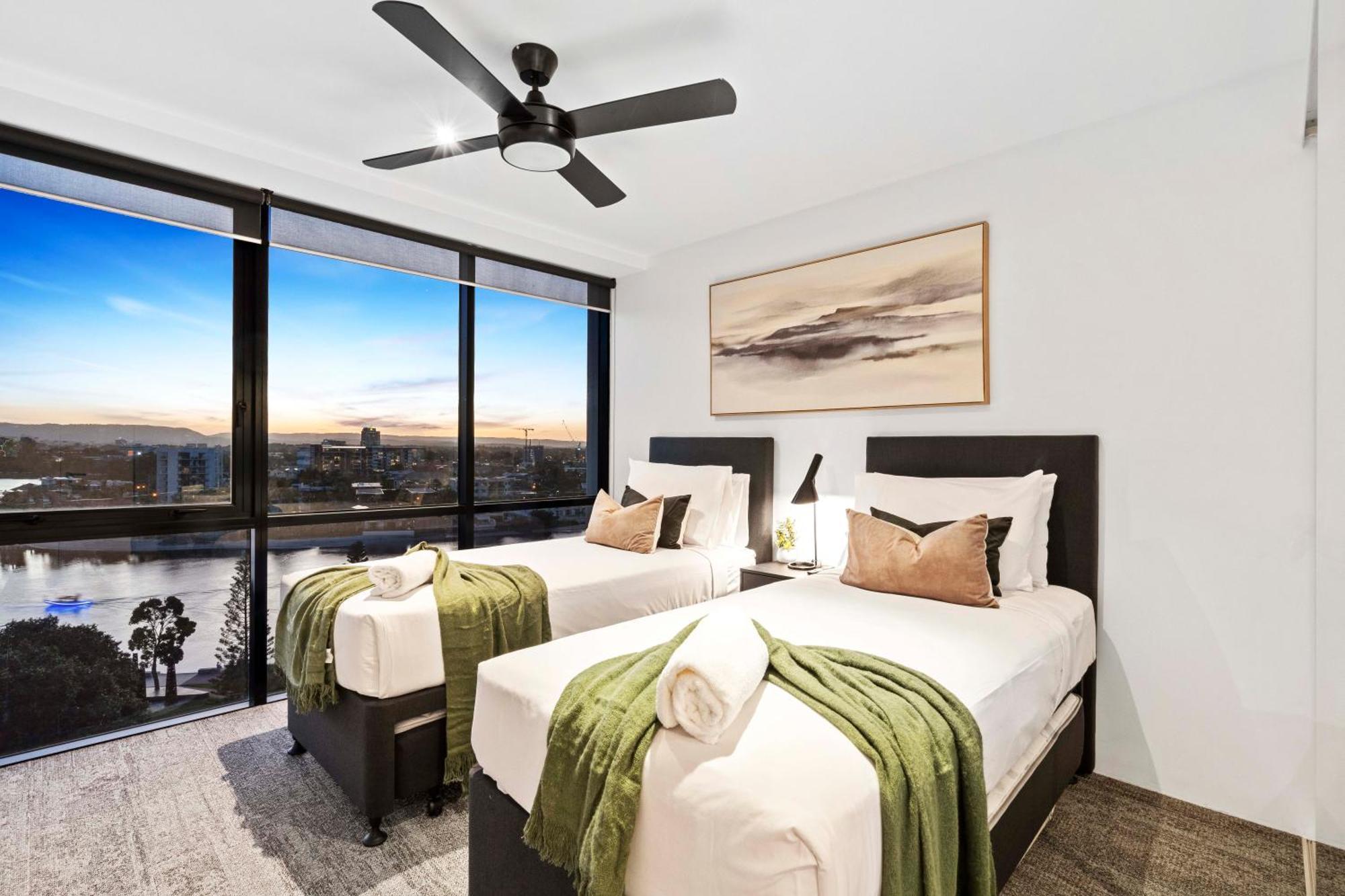Circle On Cavill - Self Contained & Privately Managed Apartments - Wow Stay Gold Coast Exteriér fotografie