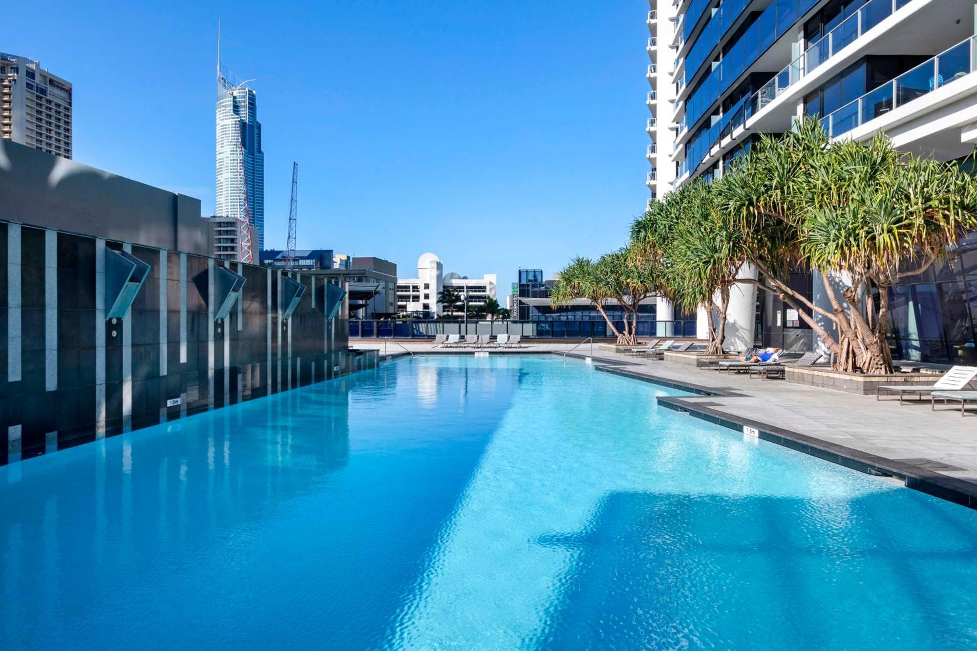 Circle On Cavill - Self Contained & Privately Managed Apartments - Wow Stay Gold Coast Exteriér fotografie