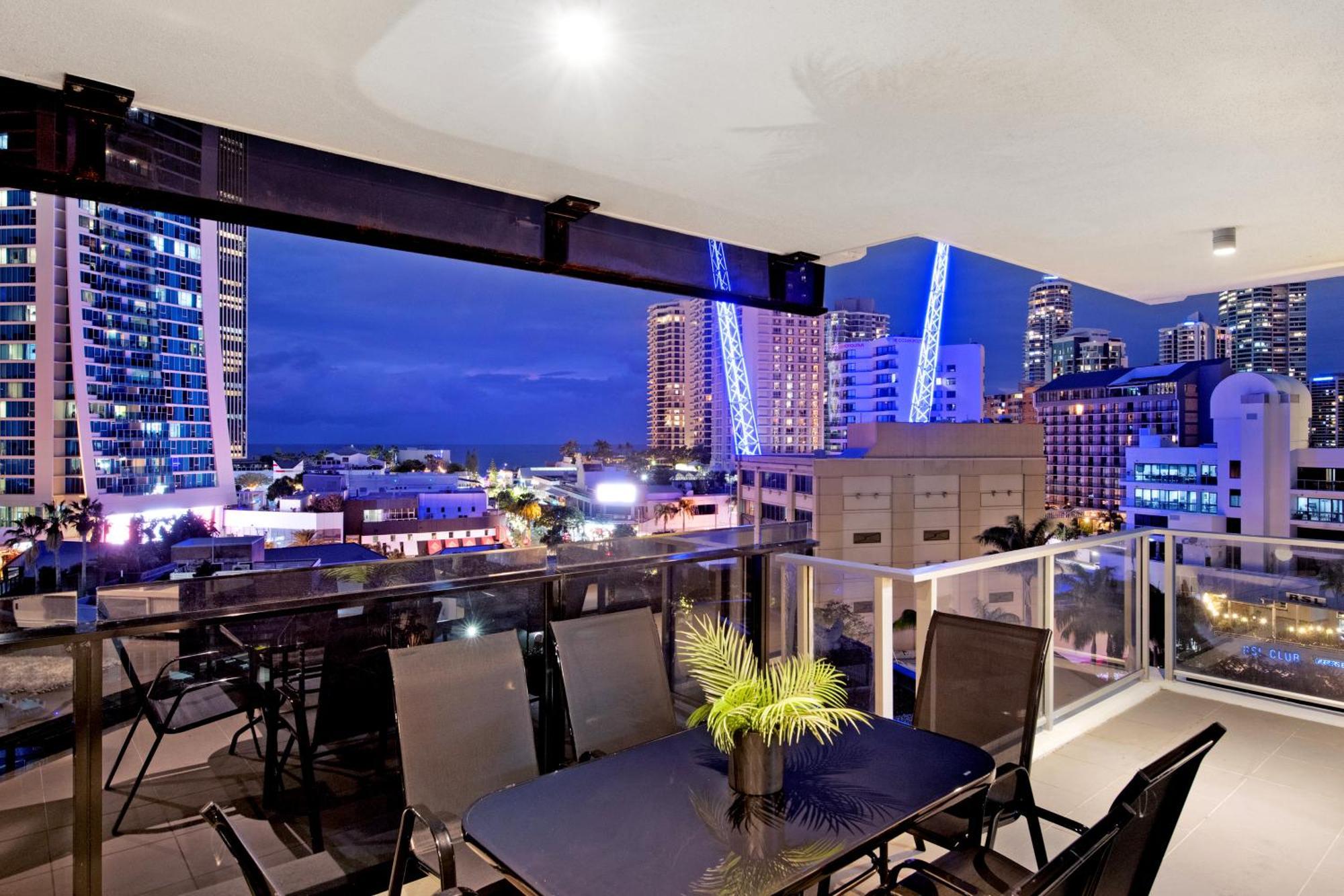 Circle On Cavill - Self Contained & Privately Managed Apartments - Wow Stay Gold Coast Exteriér fotografie