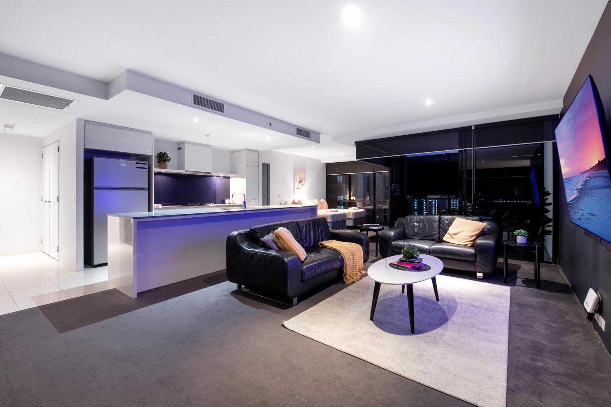 Circle On Cavill - Self Contained & Privately Managed Apartments - Wow Stay Gold Coast Exteriér fotografie